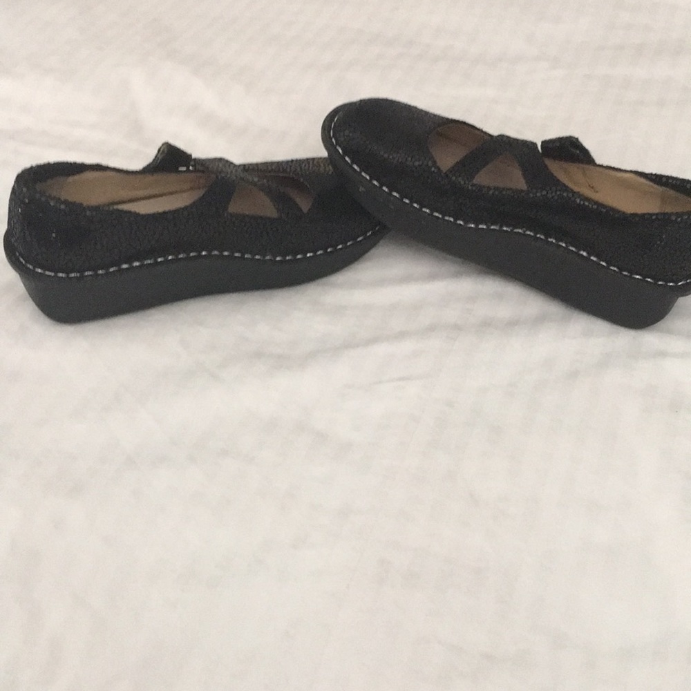 Algeria Shoes.  Like new.  Worn twice